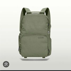 Brevite The Jumper backpack in Pine